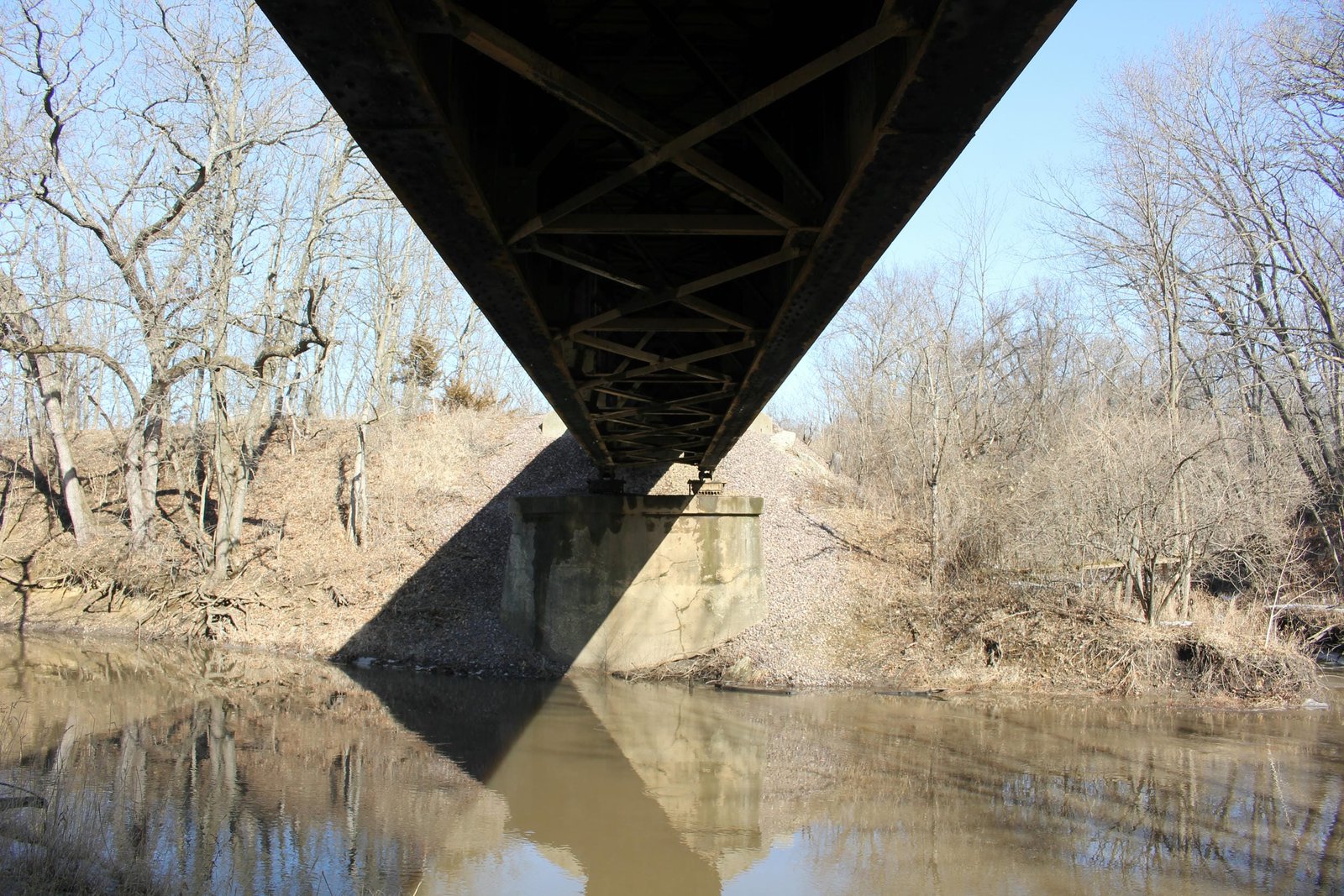 Under main center